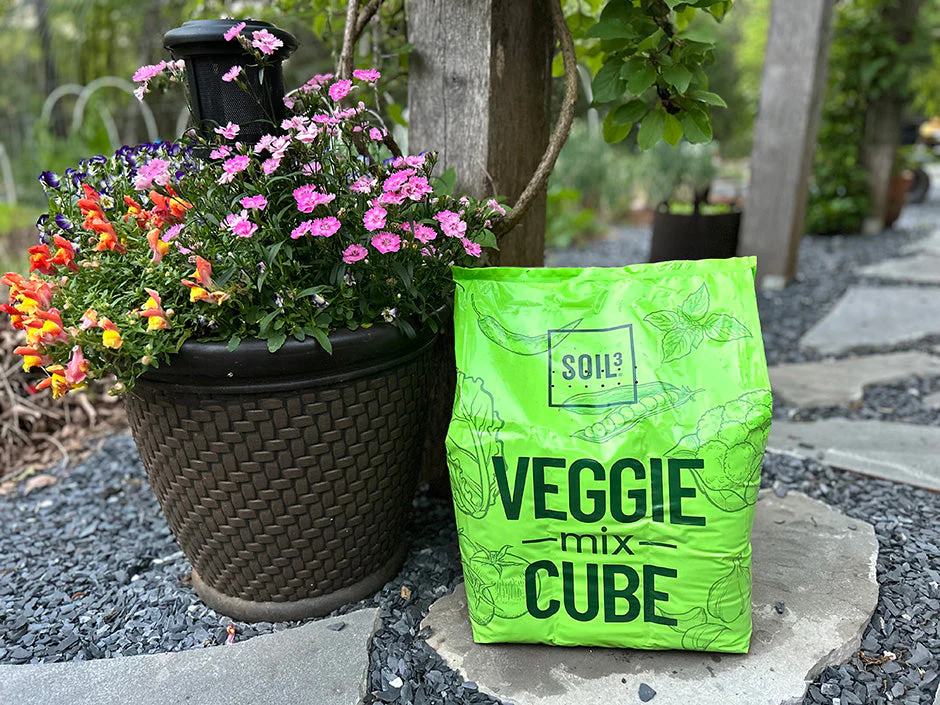Soil³ Veggie Mix | Mini Cube | 1 Cubic Foot - Image 7
